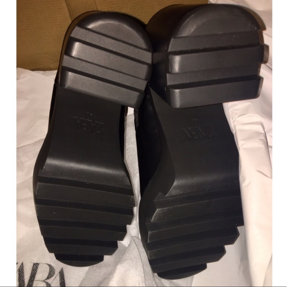 ZARA Platform Heel Lug Booties - Picture 4 of 4
